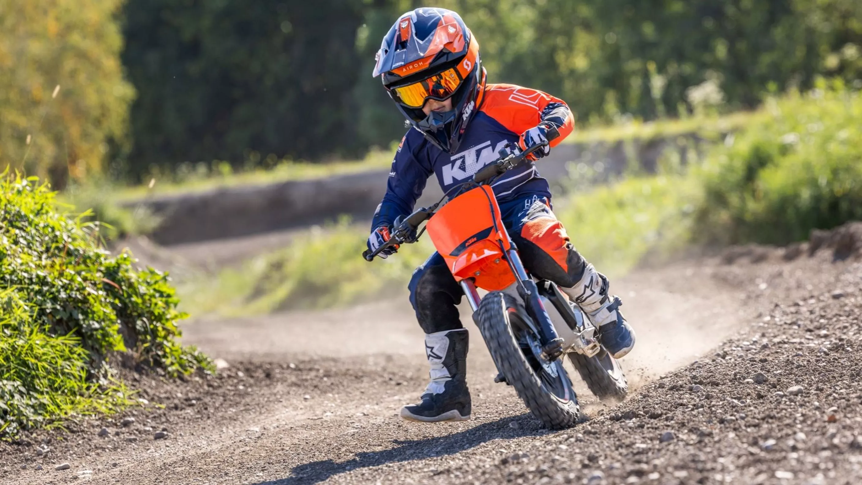 KTM SX-E 2.12 2027: elektromos crossmotor nagyobb gyerekeknek KTM SX-E 2.12 2027: elektromos crossmotor nagyobb gyerekeknek