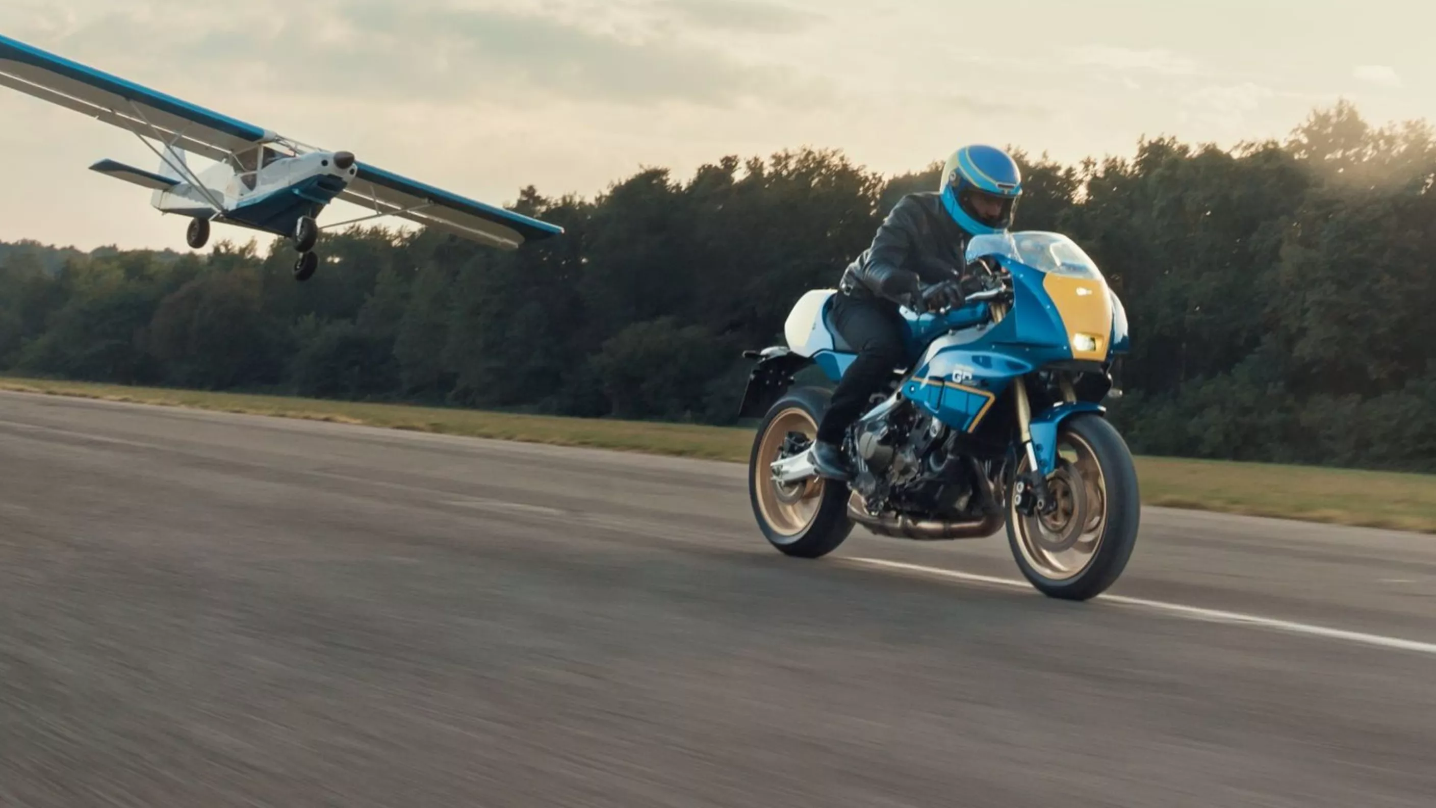 Yamaha XSR900 GP 2027: Neue Farbe Legend Blue Yamaha XSR900 GP 2027: Neue Farbe Legend Blue