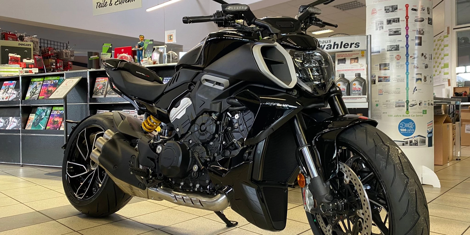 Die neue DUCATI DIAVEL V4 - JETZT bei uns !  Die neue DUCATI DIAVEL V4 - JETZT bei uns !