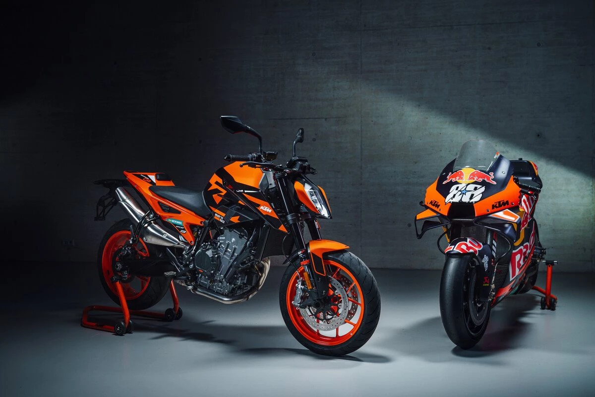 KTM 890 Duke GP KTM 890 Duke GP