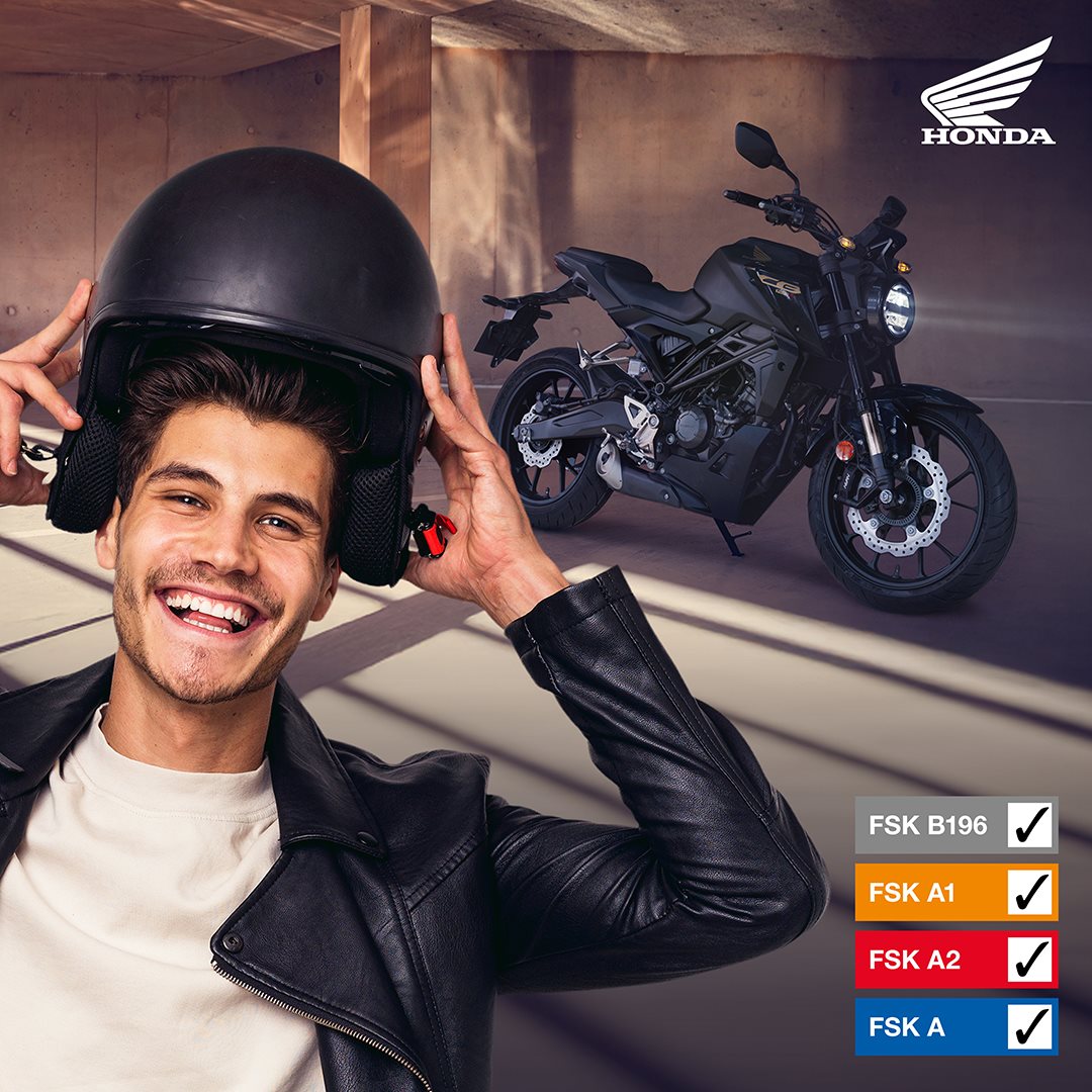 Honda Führerscheinzuschuss* Dein Motorrad. Dein Moment. Deine Freiheit.  Jetzt geht’s los: Führerschein in der Tasche, die Straße ruft. Das passende Motorrad wartet schon – leicht zu fahren, zuverlässig und perfekt für deinen Einstieg. Damit du von Anfang an gut vorbereitet unterwegs bist, unterstützen wir dich mit Führerscheinzuschüssen* und hilfreichen Angeboten rund um den Start. 