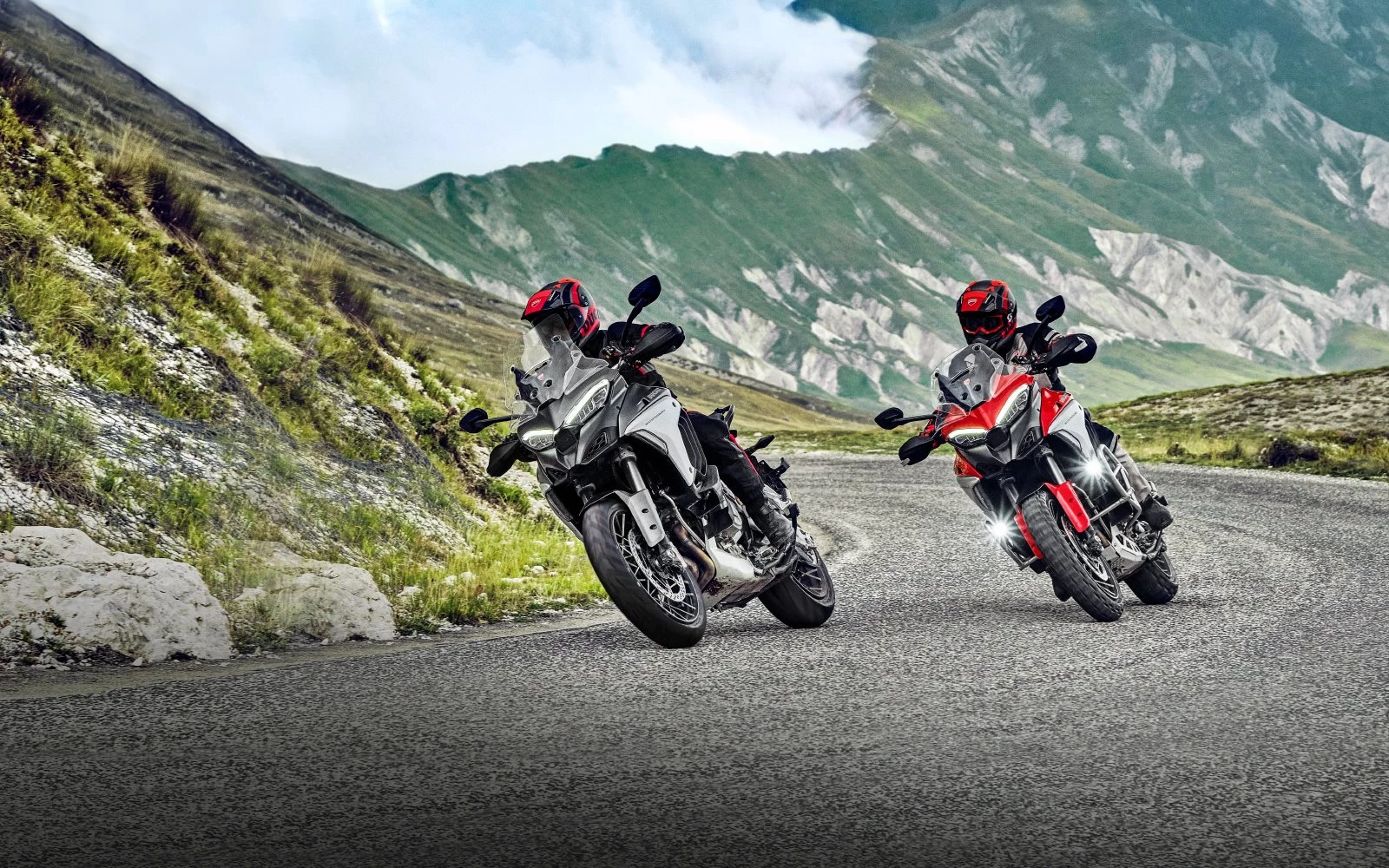 DIE NEUEN DUCATI MULTISTRADA V 4 / S DIE NEUEN DUCATI MULTISTRADA V 4 / S