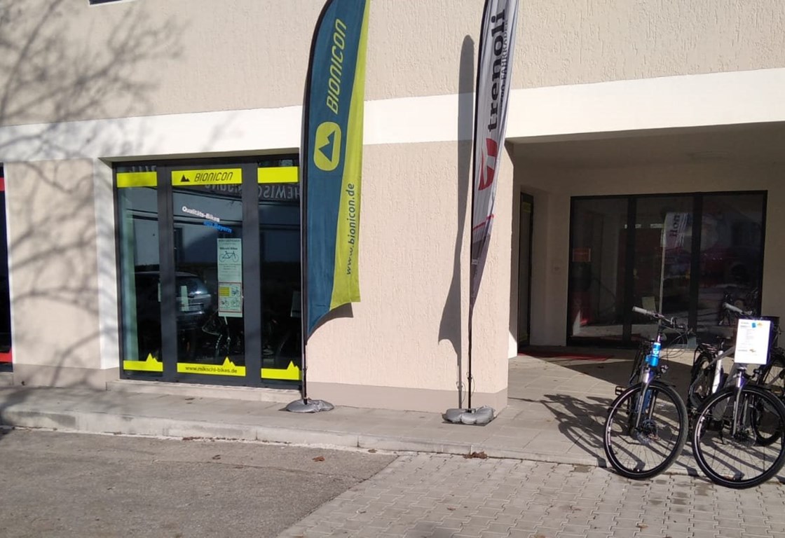 + + + E-Bikes sofort verfügbar ! + + +