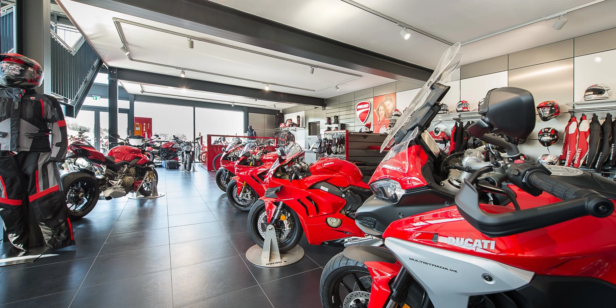 GEBRAUCHTE GEBRAUCHTE