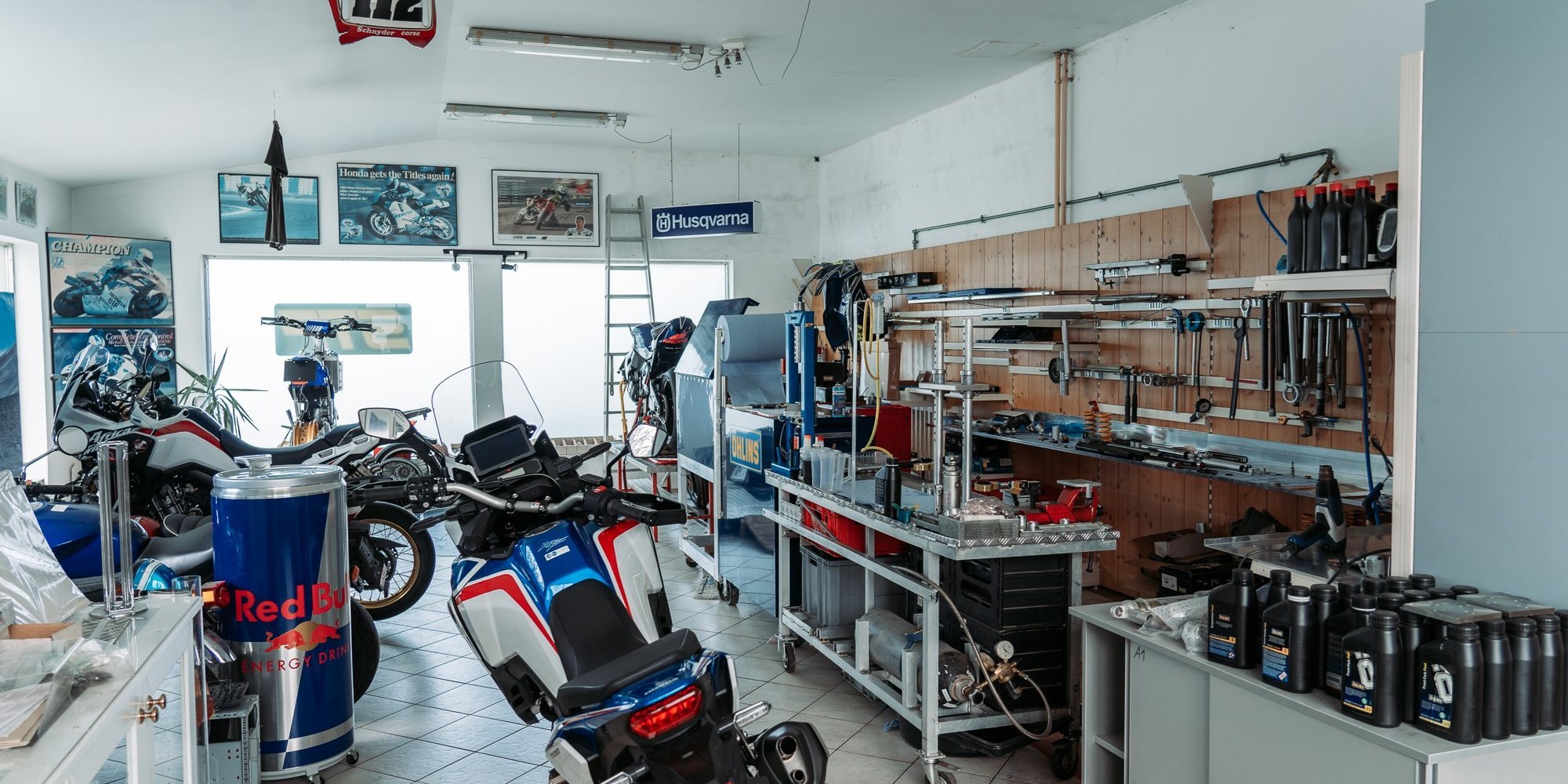STF.at - Deine Motorrad-Fachwerkstätte und Öhlins Servicecenter
