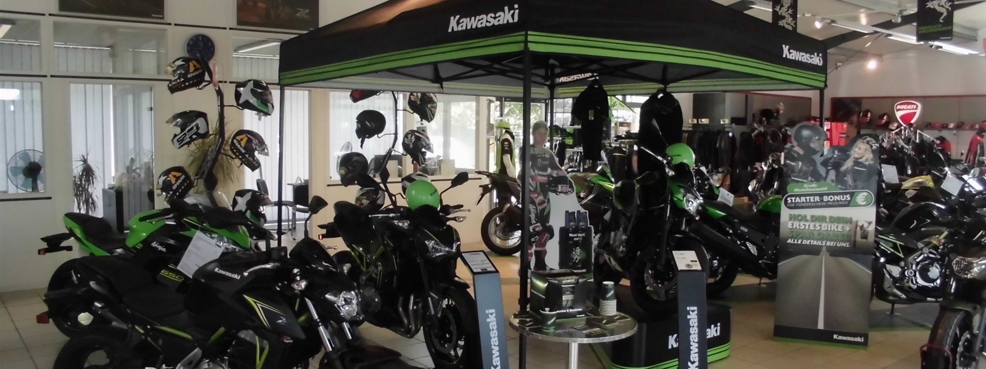 KAWASAKI-MOTORRÄDER  -  2024 = Eliminator 500, ZX-4RR, Ninja 7 Hybrid, Ninja e-1 & Ze-1...Z 