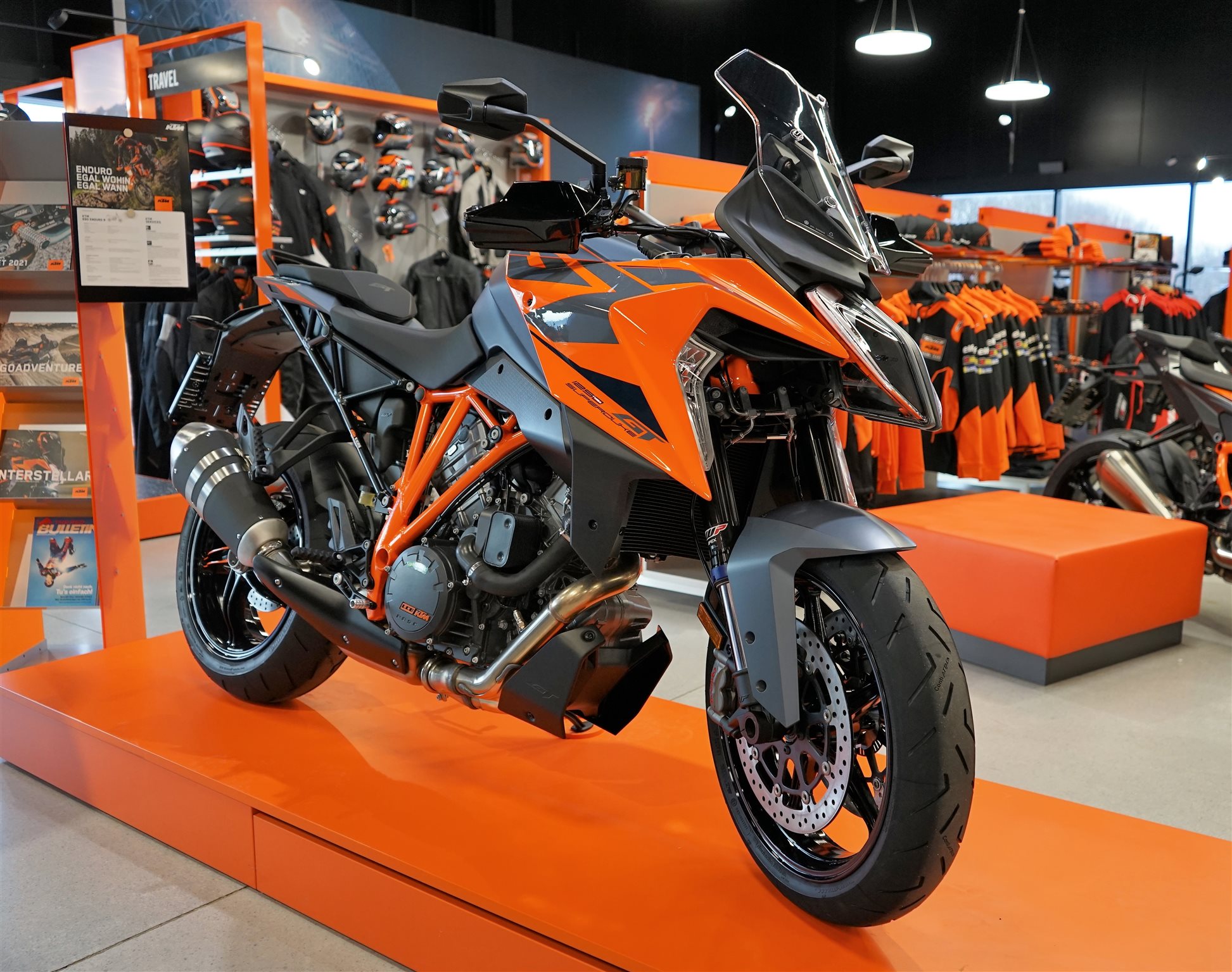 KTM 1290 Super Duke GT
