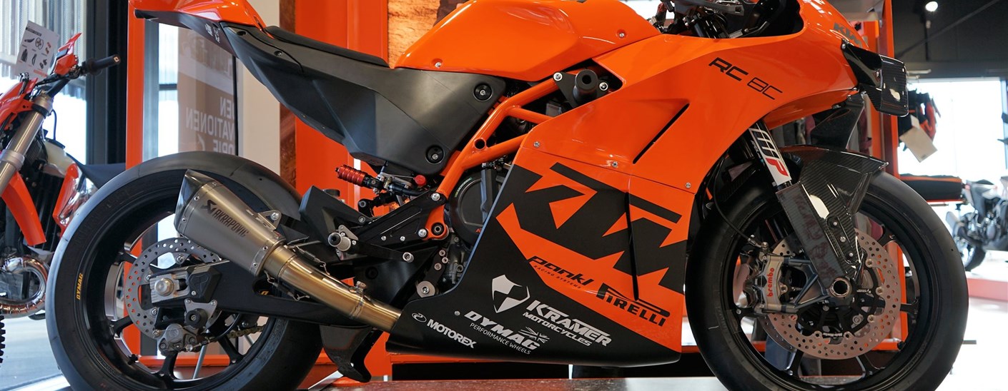 KTM RC 8C
