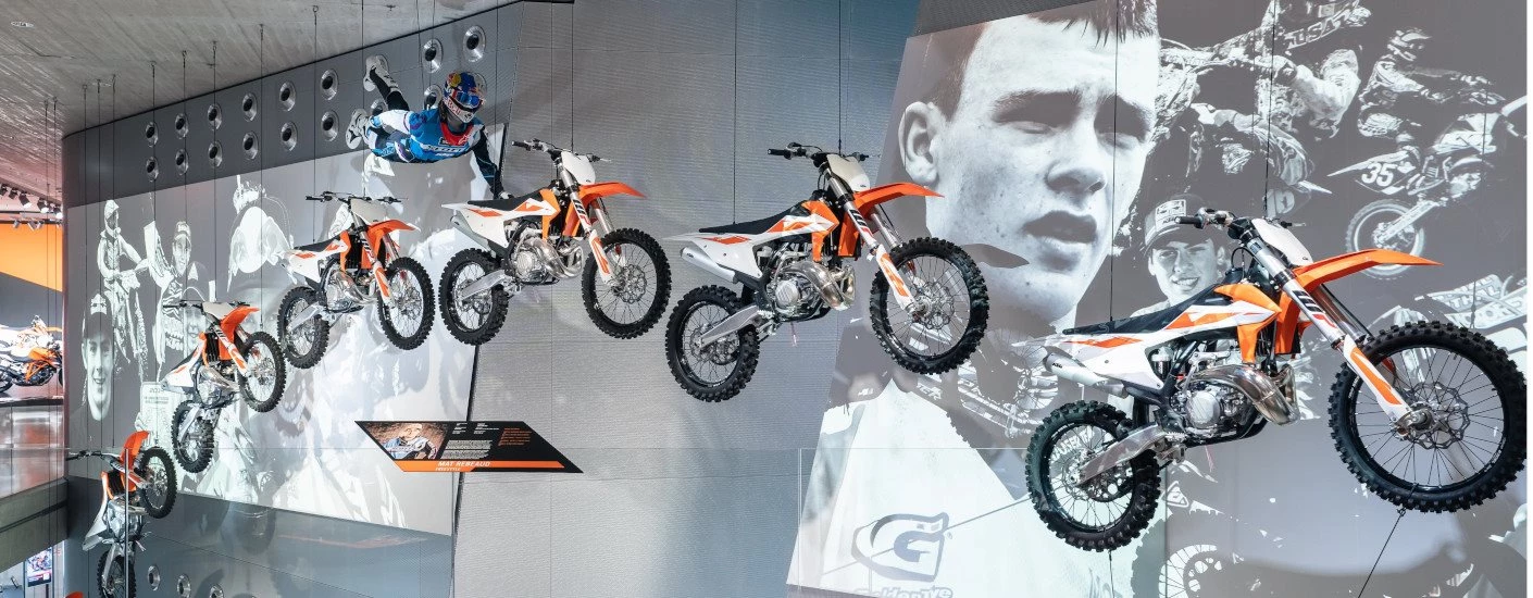 KTM Banner