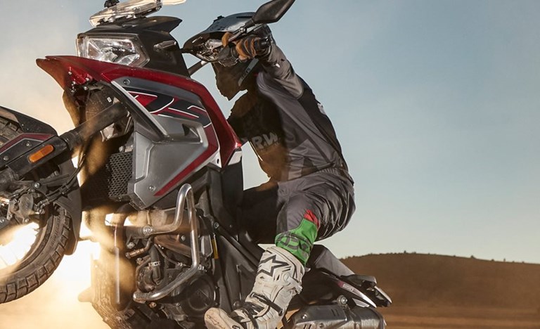 ADVENTURE - 650DSX