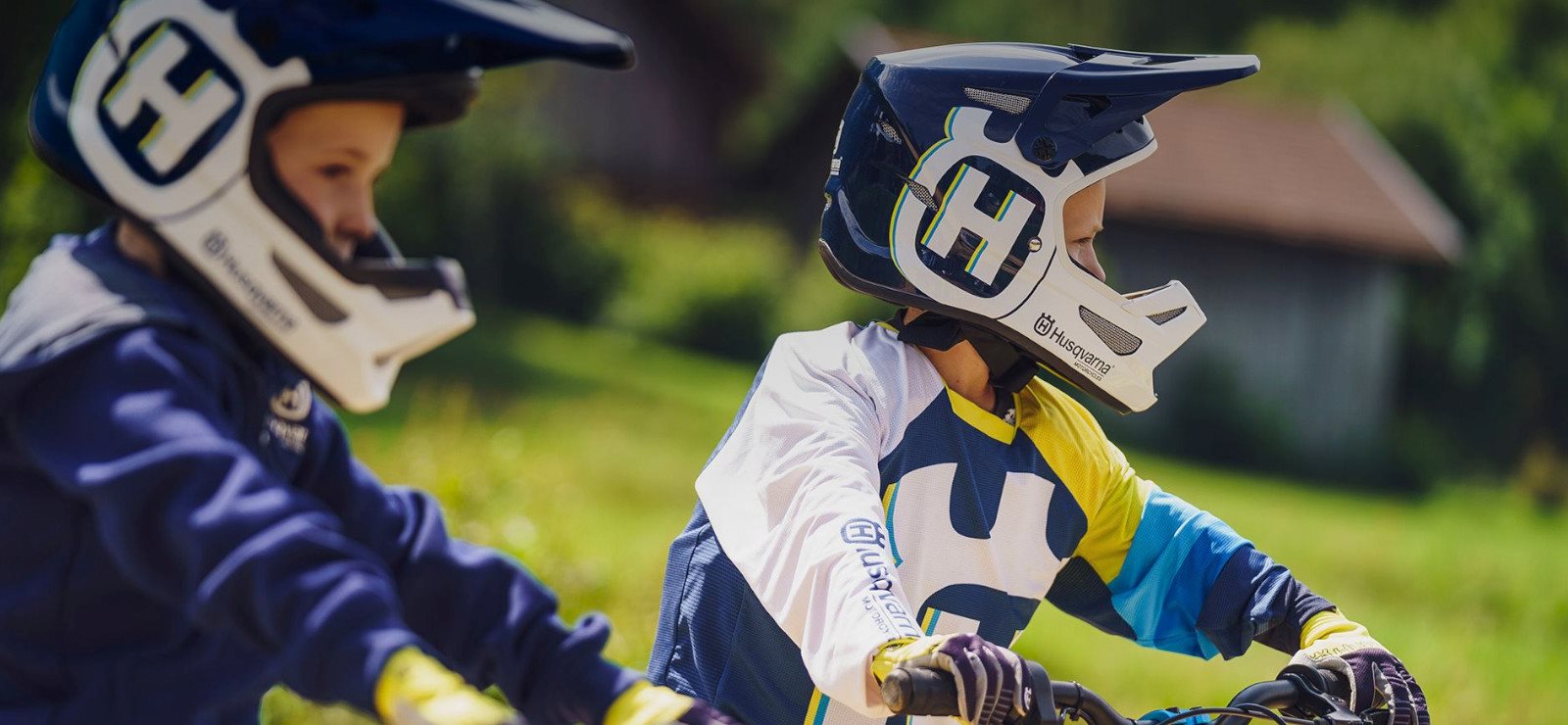 Husqvarna Banner