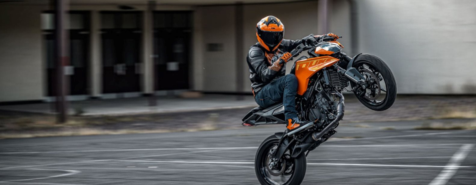 KTM Banner