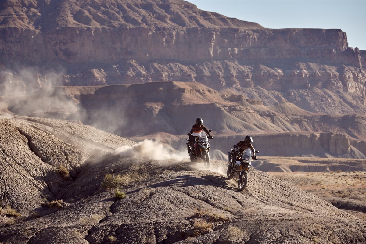 4 JAHRE HERSTELLERGARANTIE FÜR ALLE MOTORRÄDER*