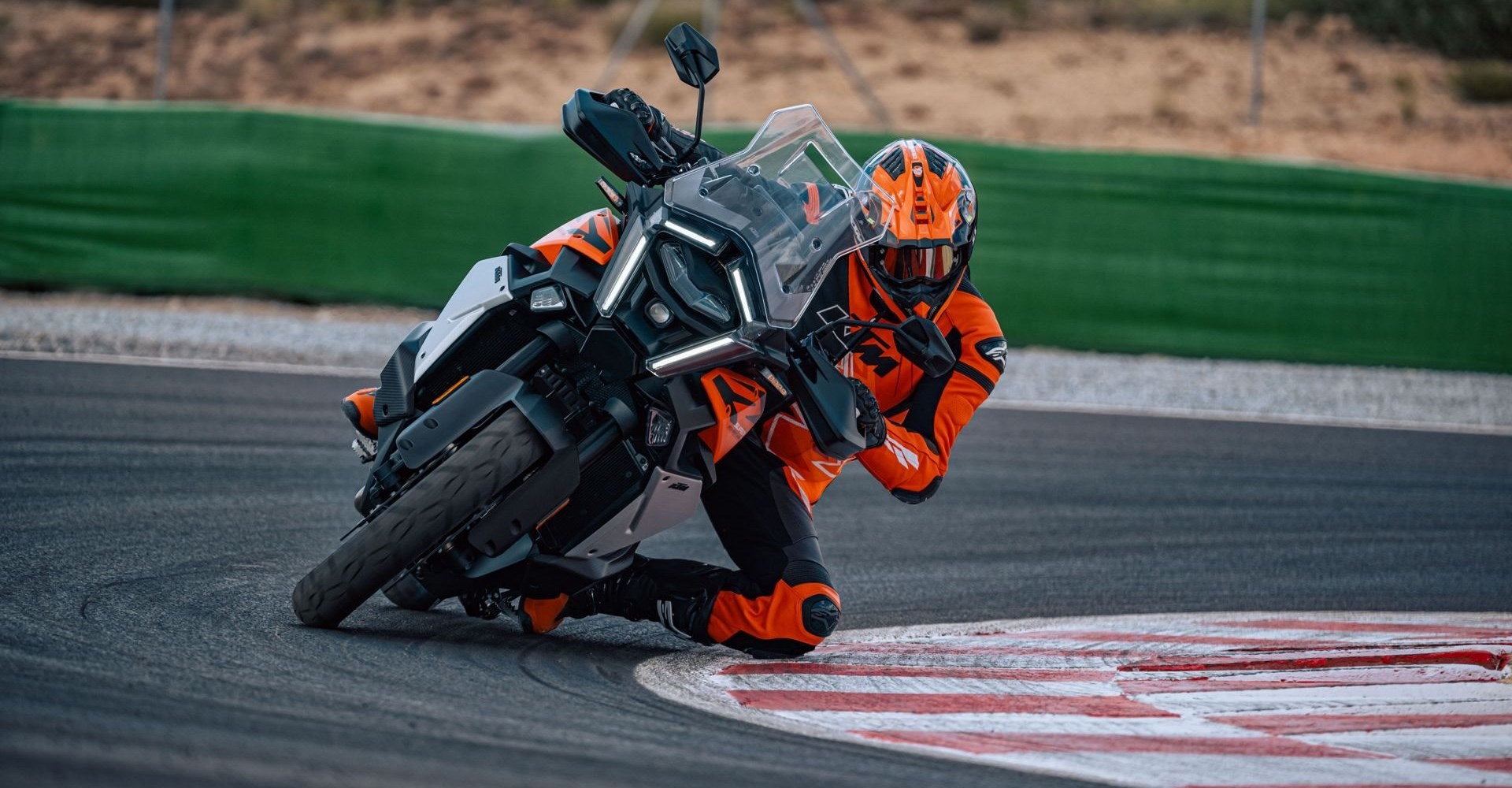 2025 KTM super adventure s evo