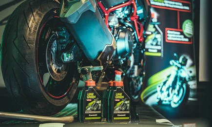 MOTUL LIME GREEN 