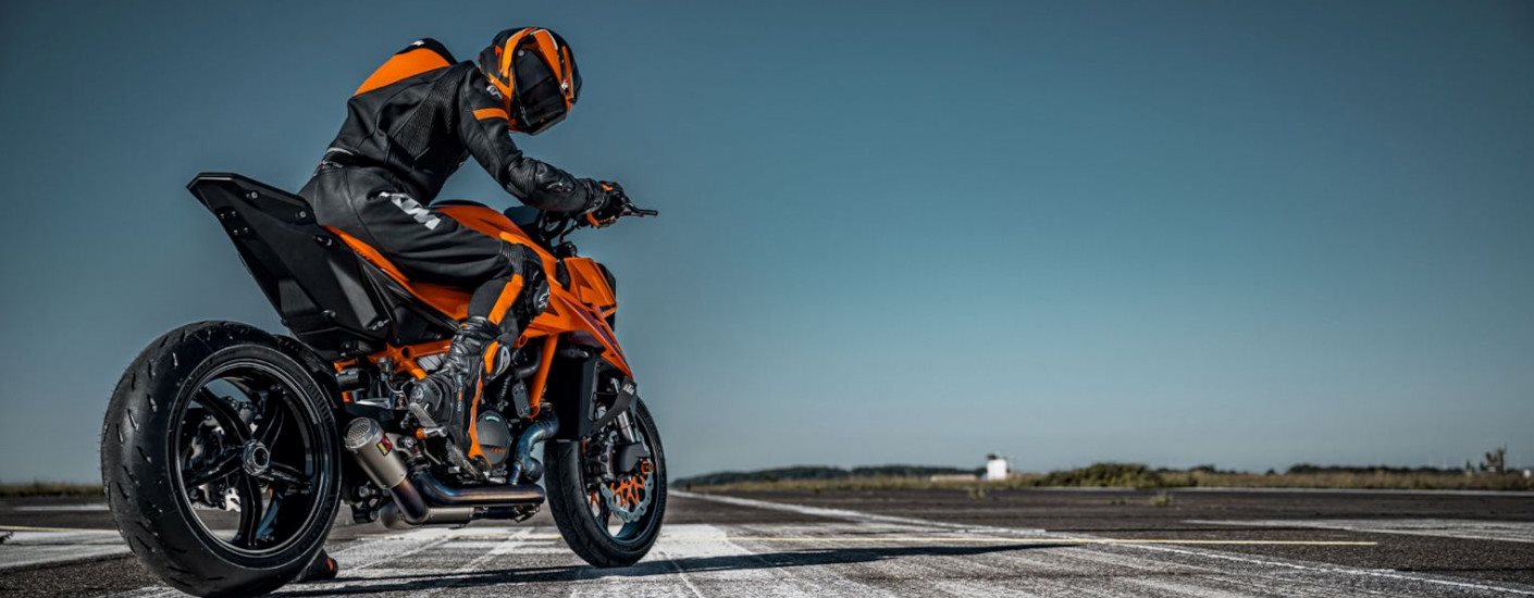 KTM Banner