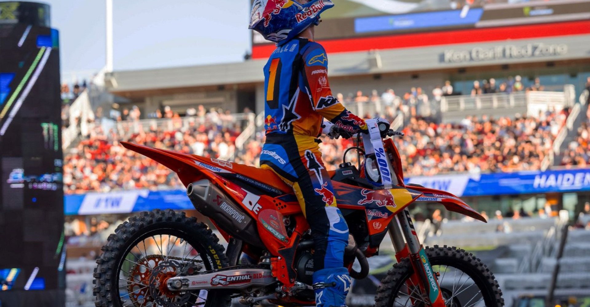 BACK-TO-BACK SUPERCROSS CHAMPS