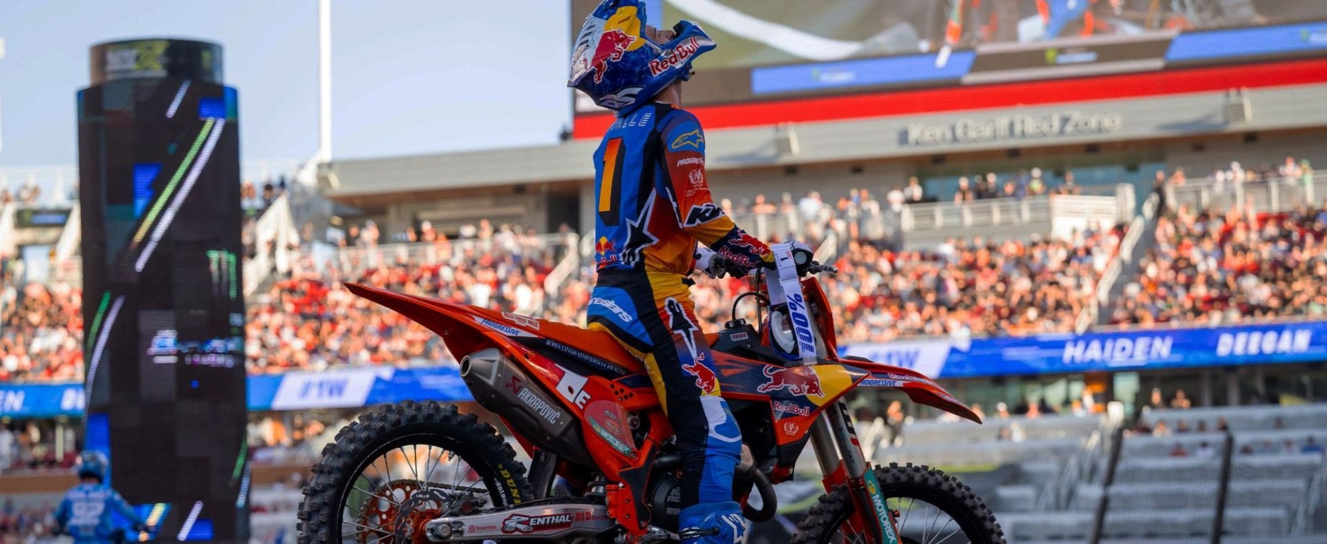 BACK-TO-BACK SUPERCROSS CHAMPS