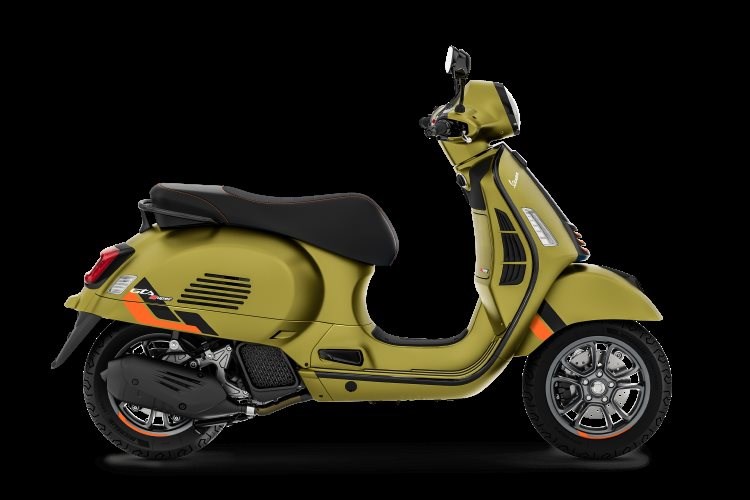 VIER JAHRE FÜR DICH: Hol dir bis zu 4 Jahre Garantie, wenn du eine Vespa bei einem unserer offiziellen Händler kaufst.