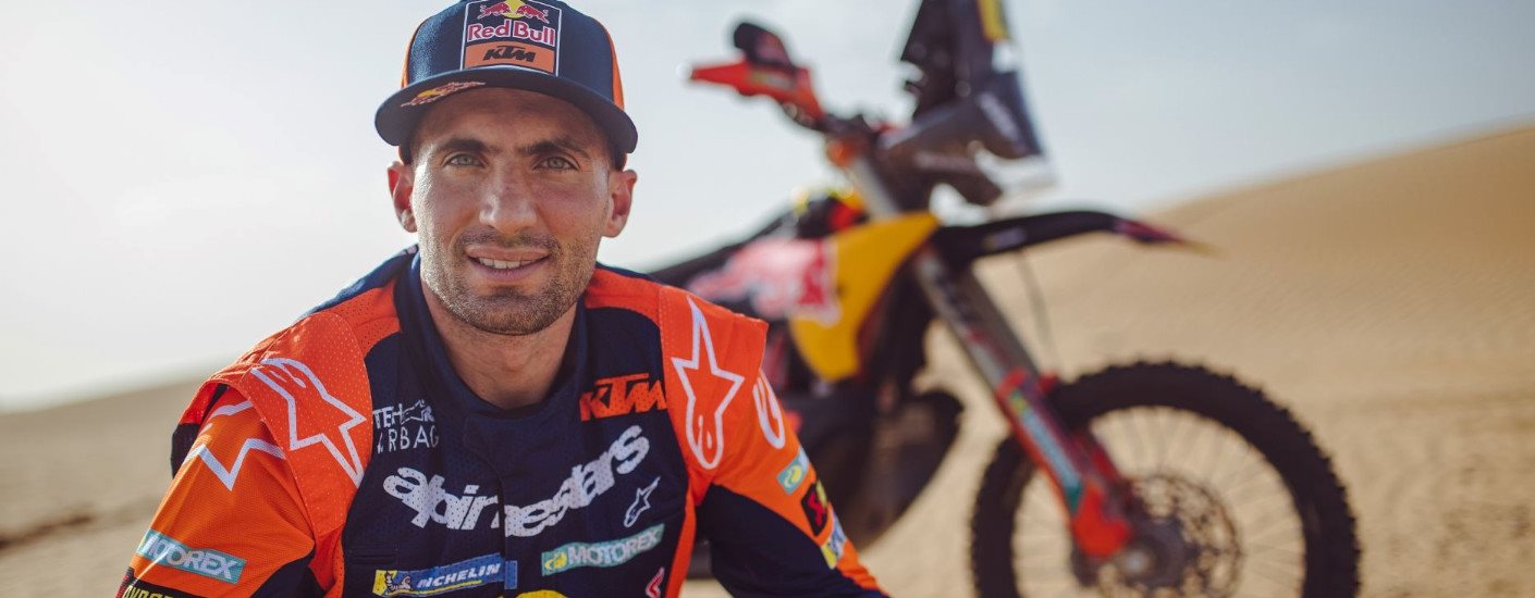 KTM Banner