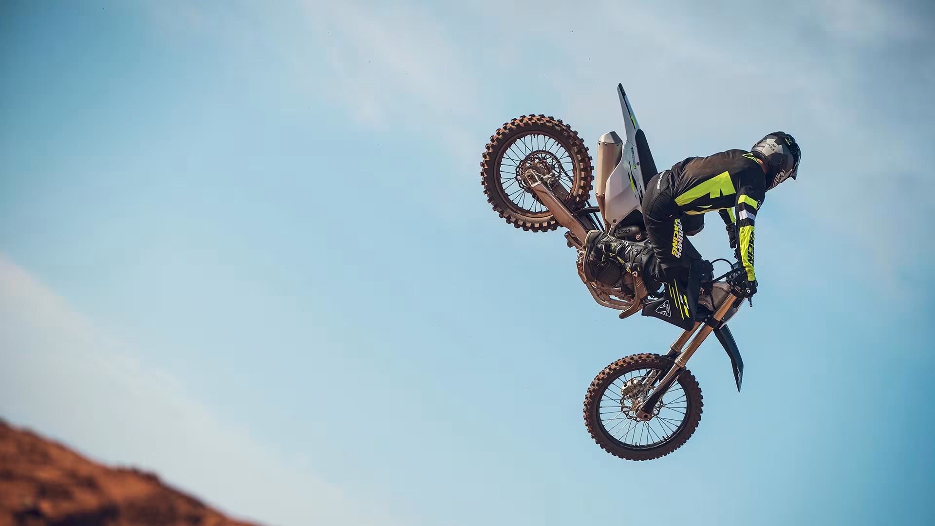 NUEVA TF 250-X