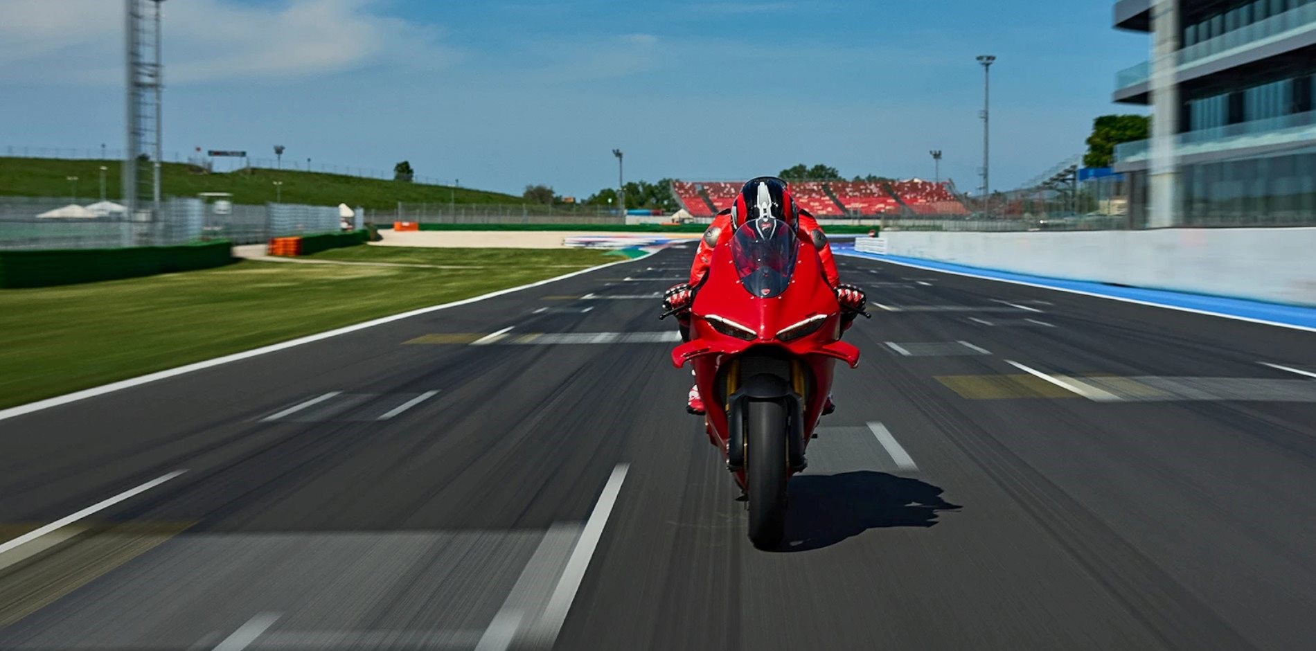 Panigale V4