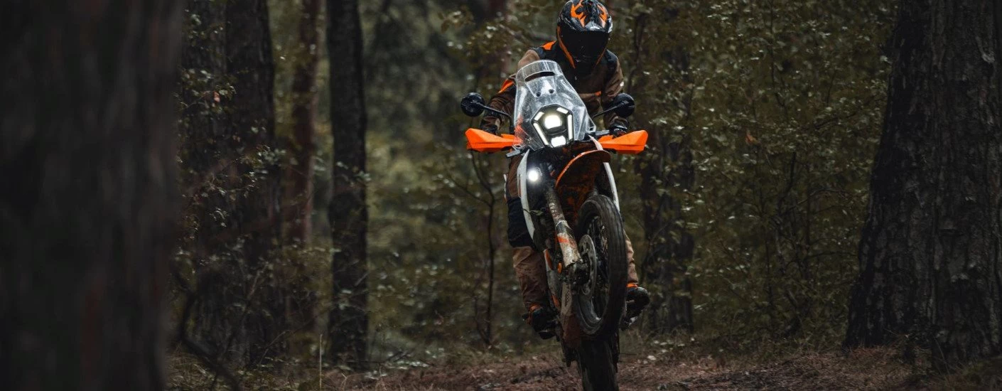 KTM Banner