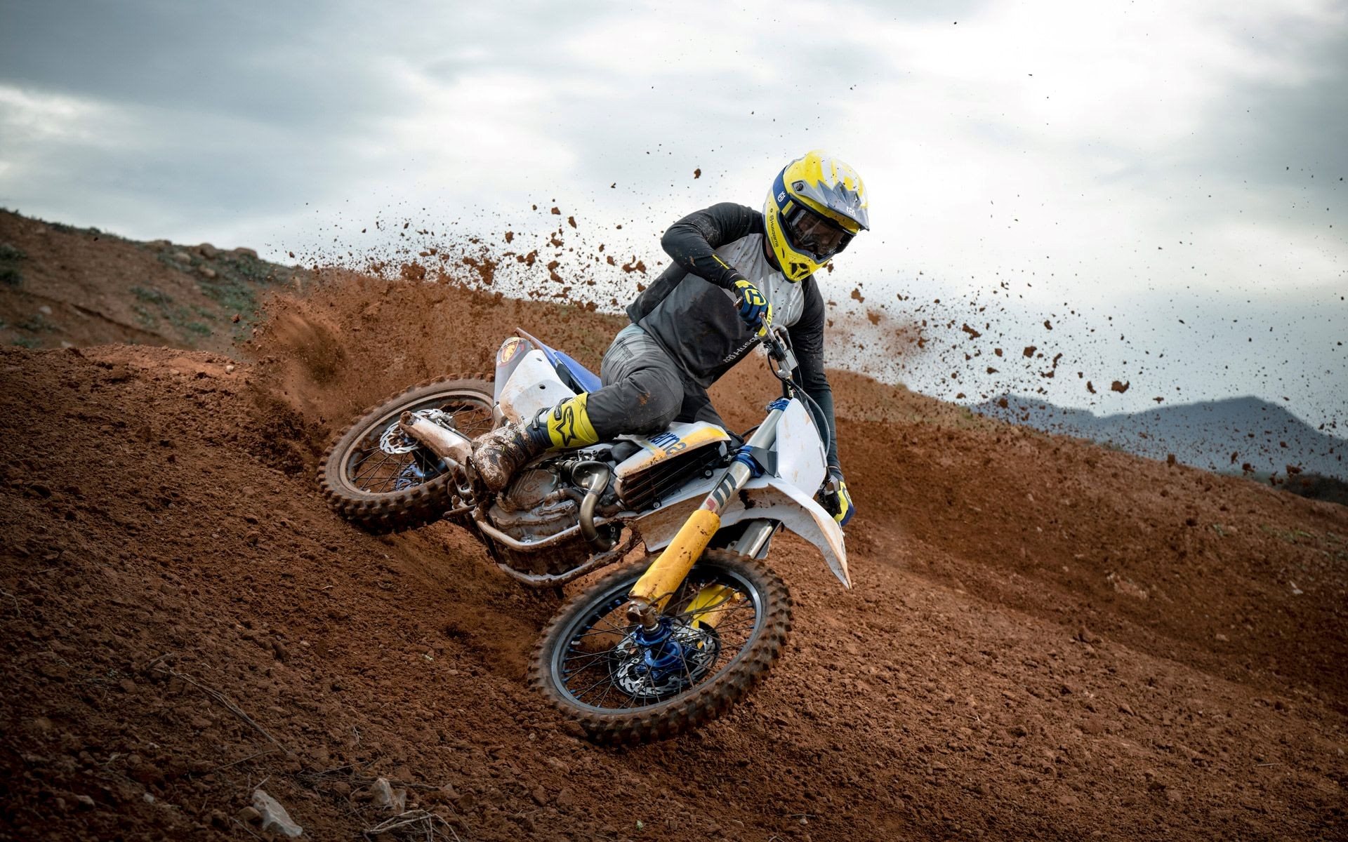 Husqvarna Motocross 2027