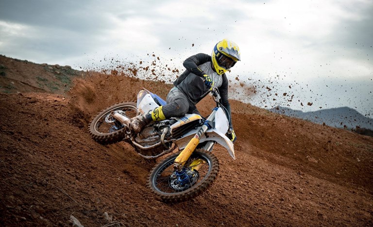 Neue Motocross Range