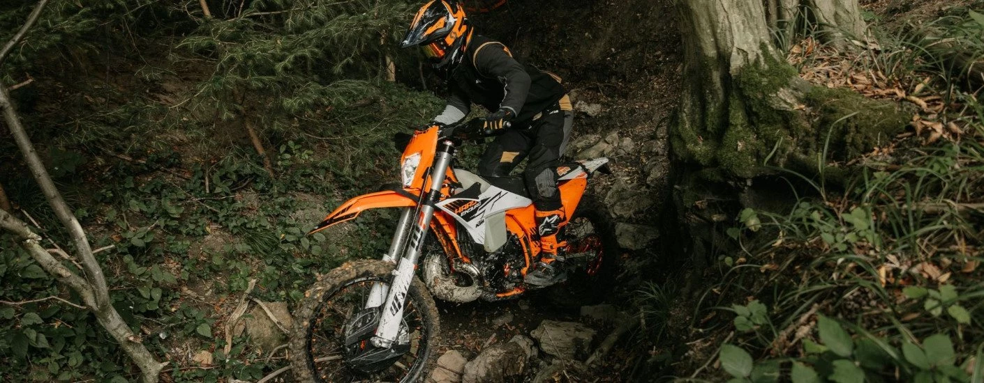 KTM Banner