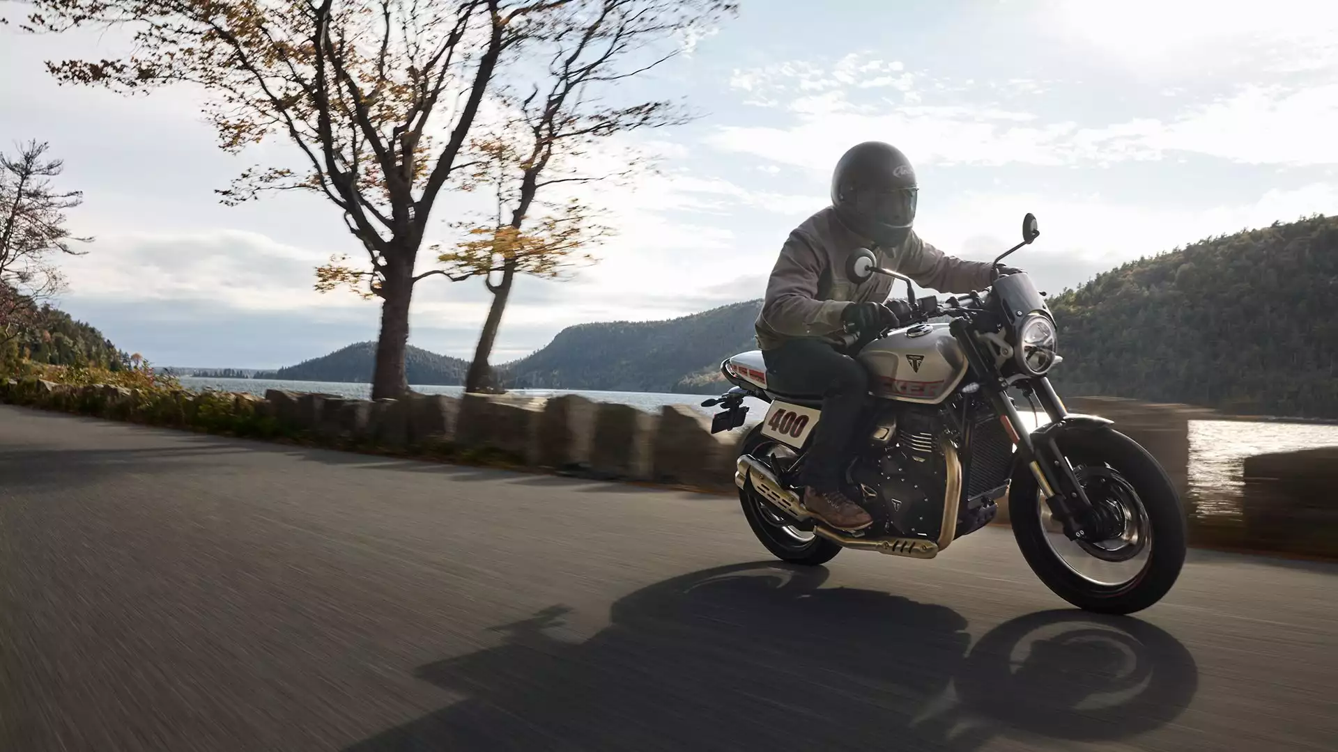 DIE NEUE TRACKER 400