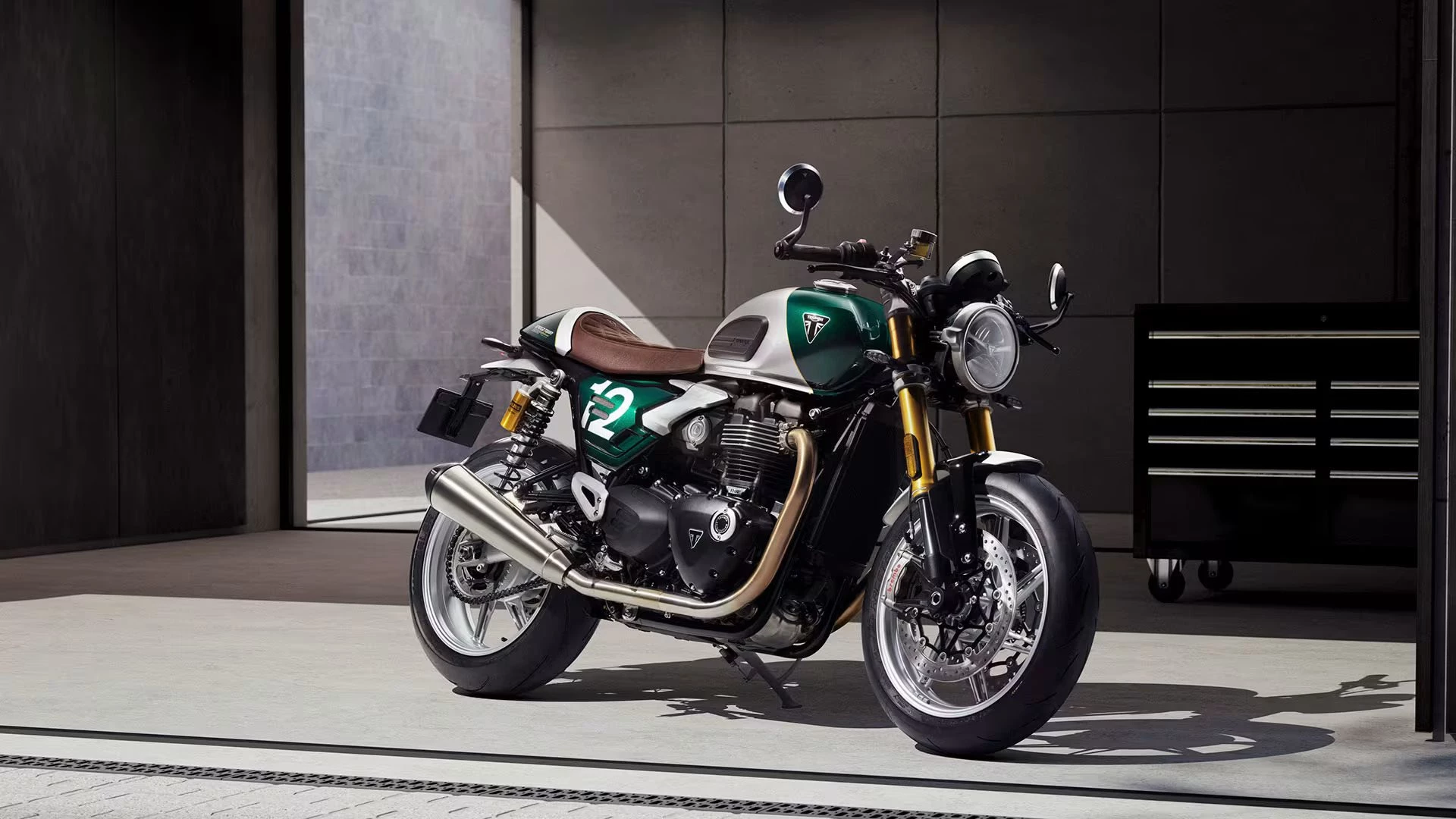 Nueva Speed Twin 1200 Cafe Racer Edition