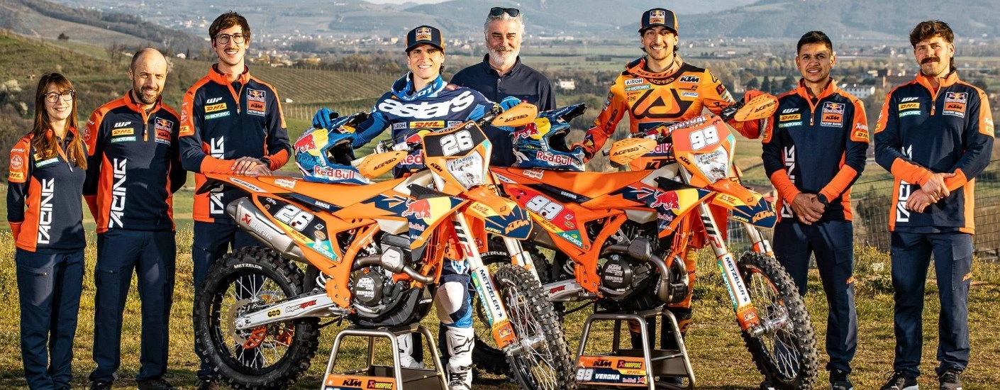 KTM Banner