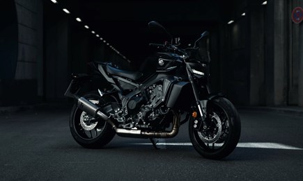 Gratis-Flyscreen beim Kauf eines MT-Modells mit Akrapovič