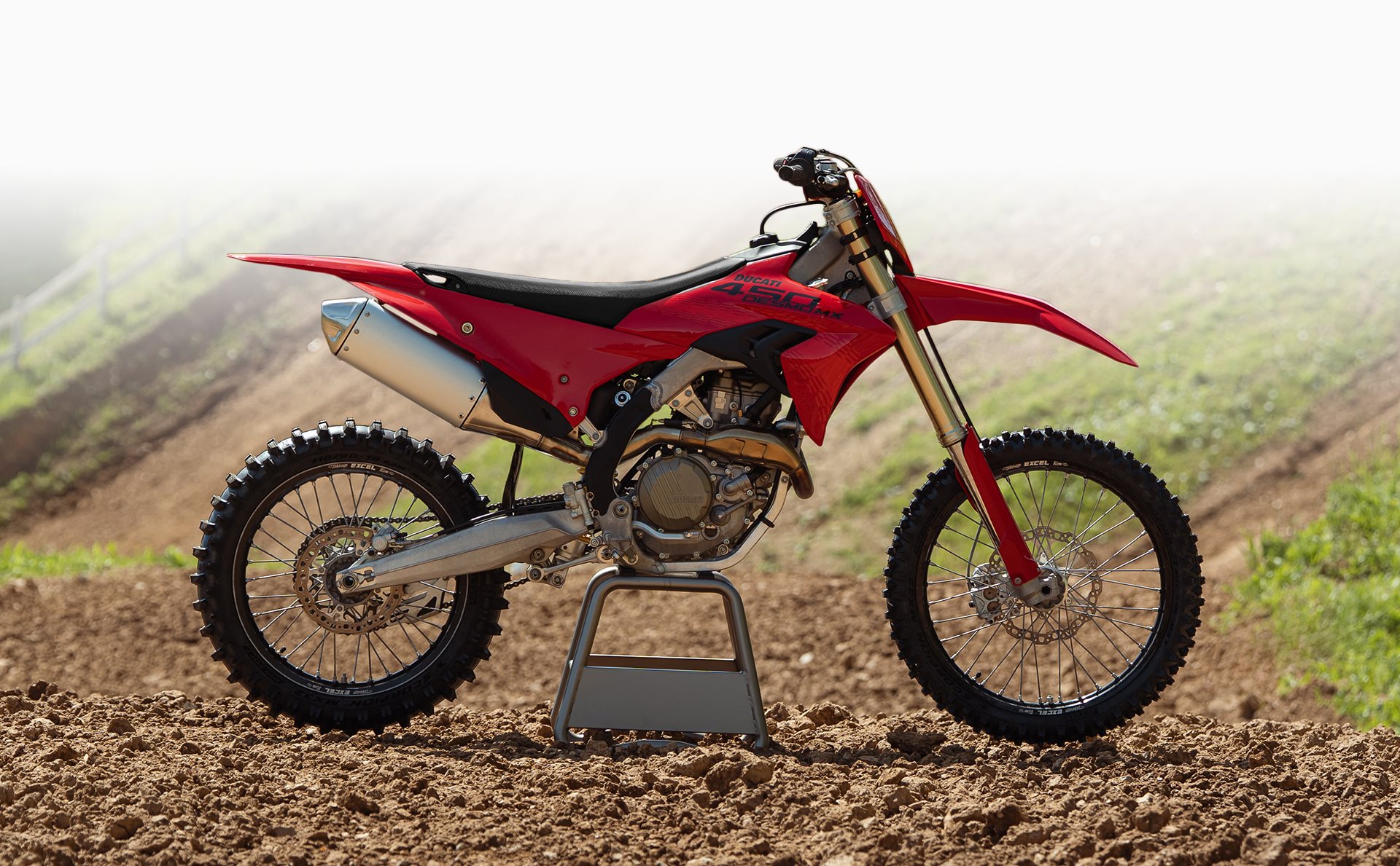 Ducati Desmo450 MX 2027