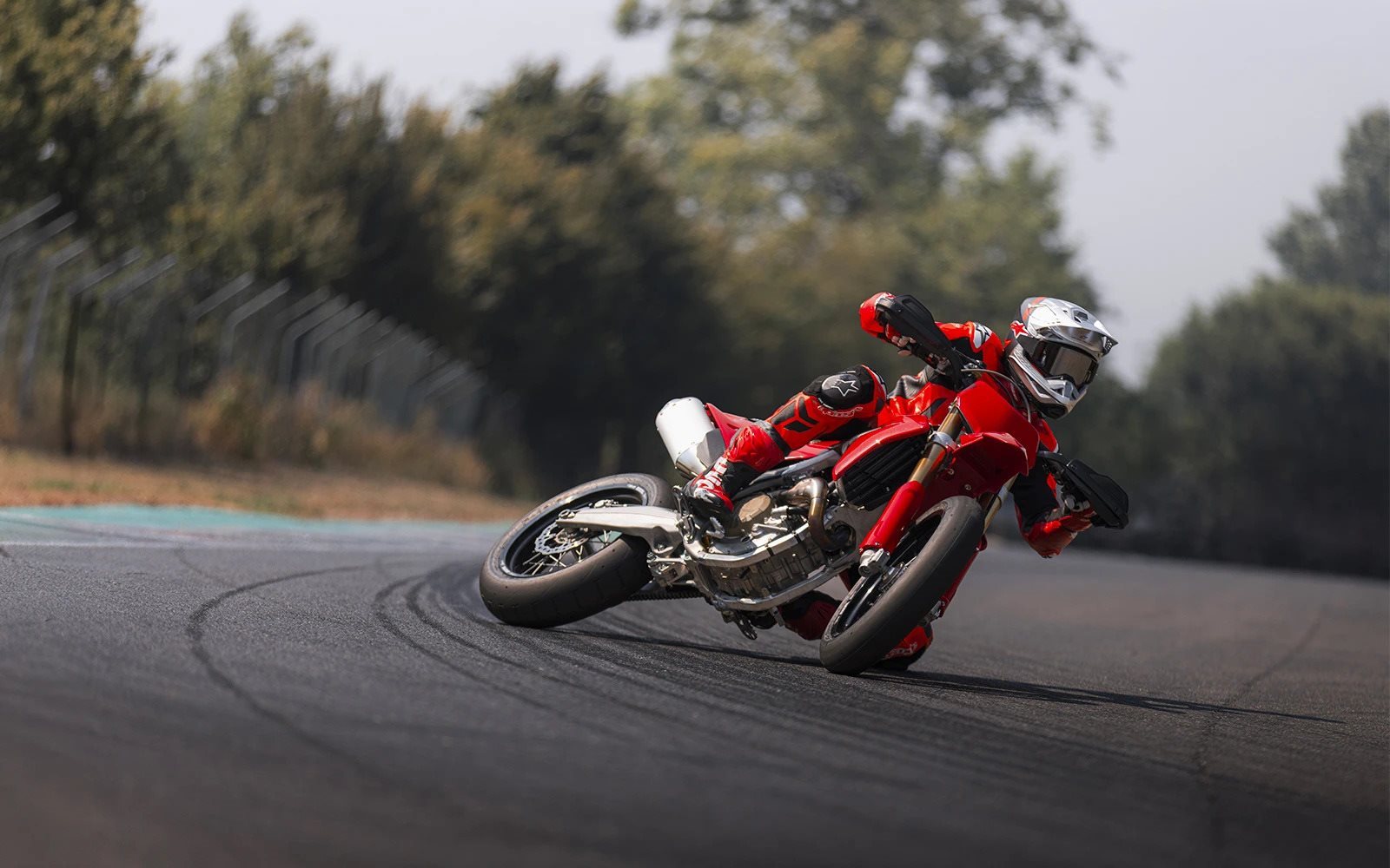 Desmo450 SM