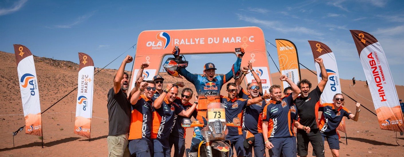 KTM Banner