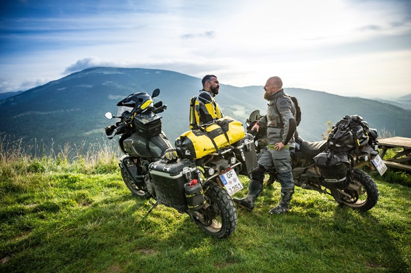 Mit der Pan America in den Pyrenäen.