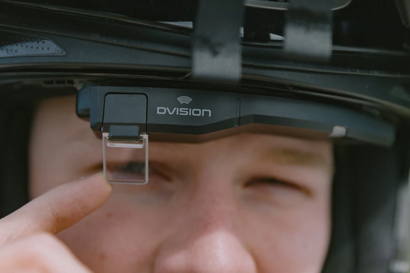Tilsberk Head-Up-Display für Motorrad-Helme Tilsberk Head-Up-Display für Motorrad-Helme