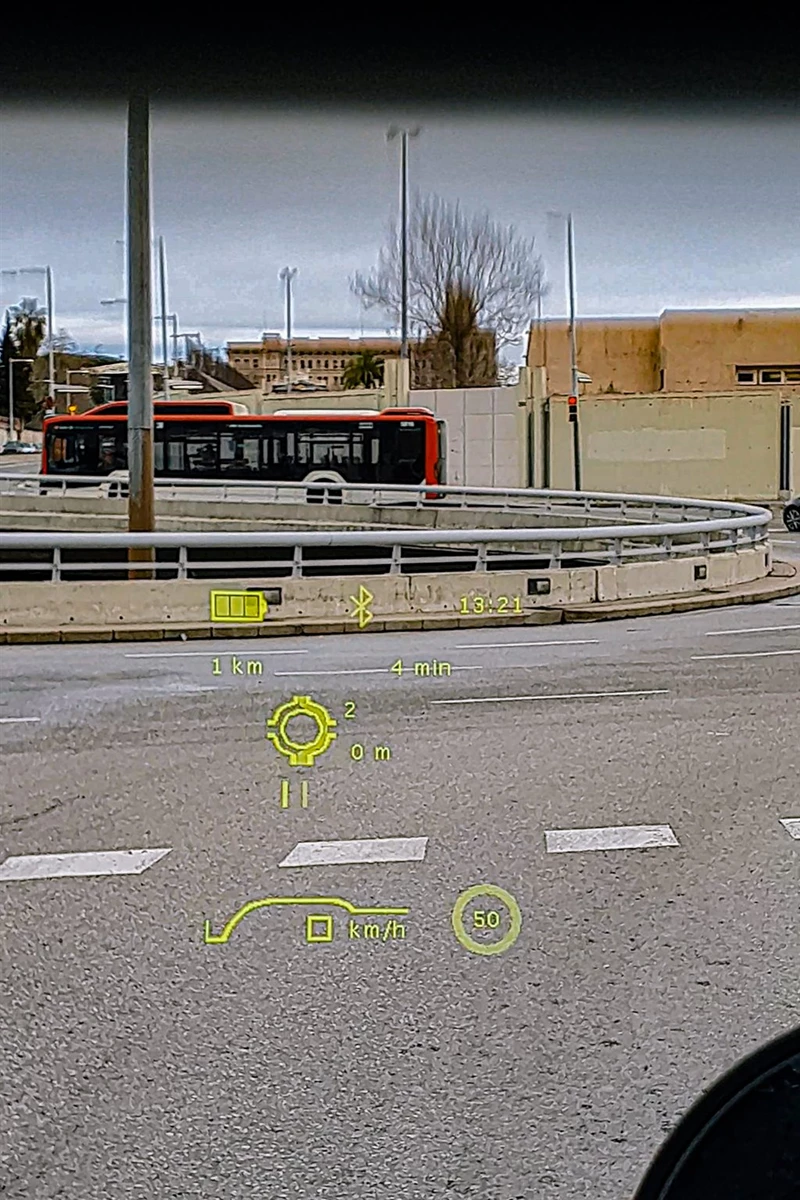 Tilsberk DVision Head-Up-Display für Motorrad-Helme Tilsberk DVision Head-Up-Display für Motorrad-Helme