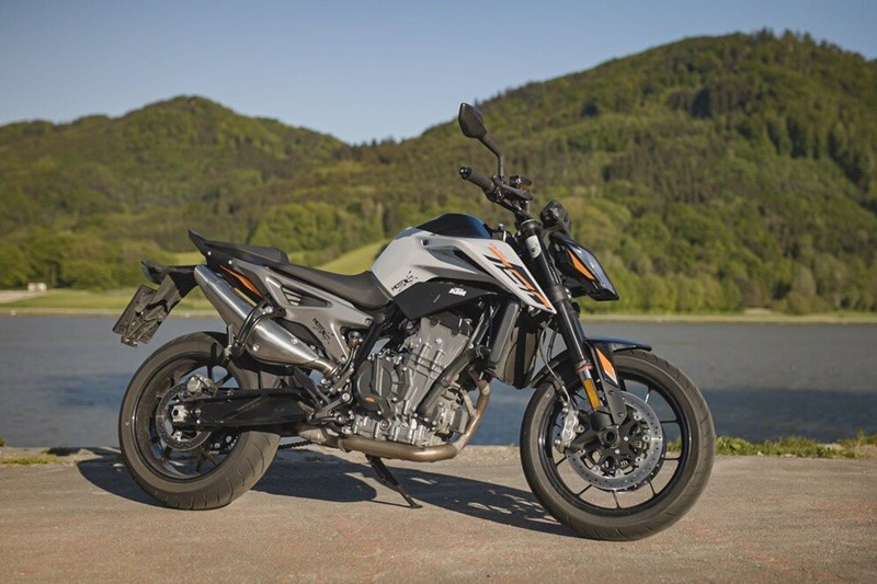 Die KTM 790 Duke beim Nakedbike Vergleich 2023