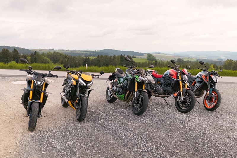 Vergleichstest Nakedbikes Triumph Street Triple 765 RS Vergleichstest Nakedbikes Triumph Street Triple 765 RS