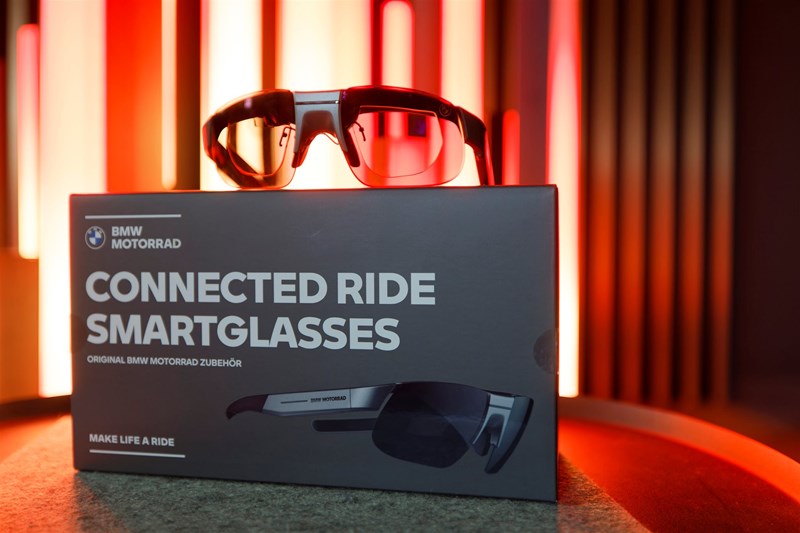 BMW ConnectedRide Smartglasses