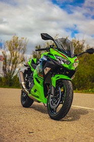 Kawasaki Ninja 400 Test