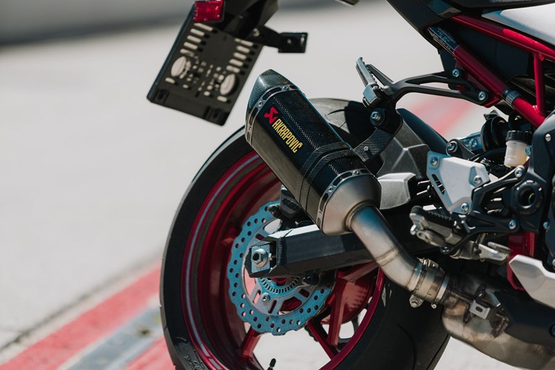 Die Akrapovic Slip-On Line.