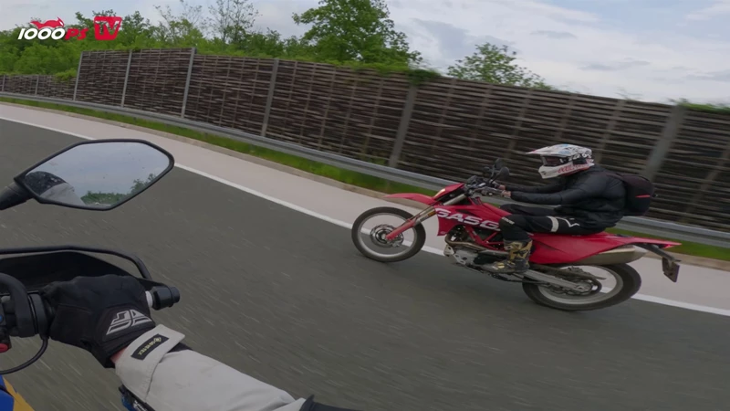 Gas Gas ES 700 versus Yamaha Tenere 700 Motorrad Test Gas Gas ES 700 versus Yamaha Tenere 700 Motorrad Test