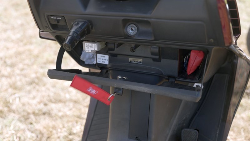 Honda Helix Staufach