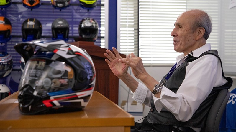 Michio "Mich" Arai, CEO von Arai Helmet in Japan