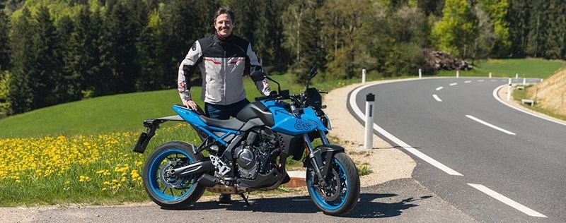 Die Suzuki GSX-8S beim Nakedbike Vergleich im Jahr 2023