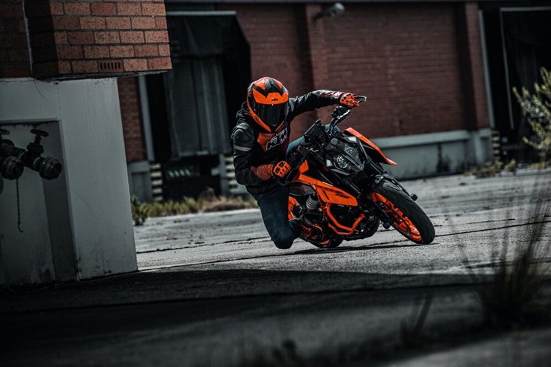 KTM 390 Duke 2024